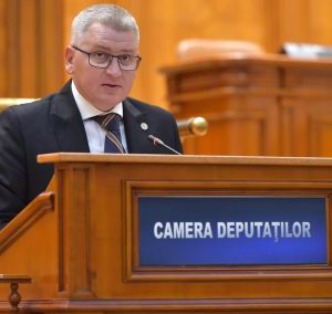 Declarație politică Florin Roman: Solicit oprirea distrugerii învățământului de calitate în județul ALBA!