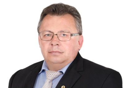 Sorin Bumb: În timp ce băieții deștepți devalizează miliarde, PSD ia la întrebări ONG-urile care ajută bătrâni bolnavi și copii orfani