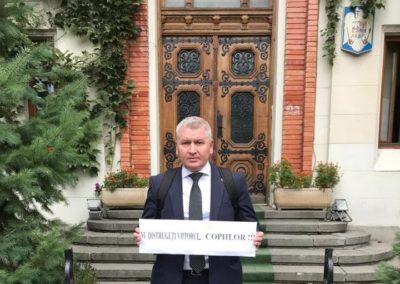 Victorie a profesorilor și a PNL – Ordinul care umilea circa 50.000 de dascăli a fost abrogat