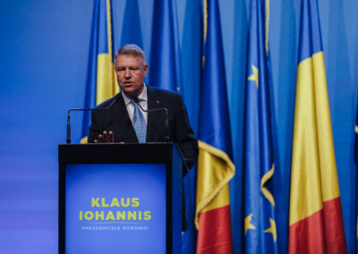 Klaus Iohannis promovează educația, sănătatea și bunăstarea economică