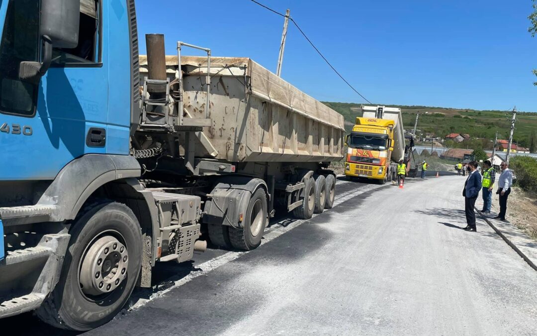 Primul strat de asfalt pe DJ 107I – Transalpina de Apuseni